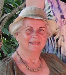 Dr. Ursula Naumann